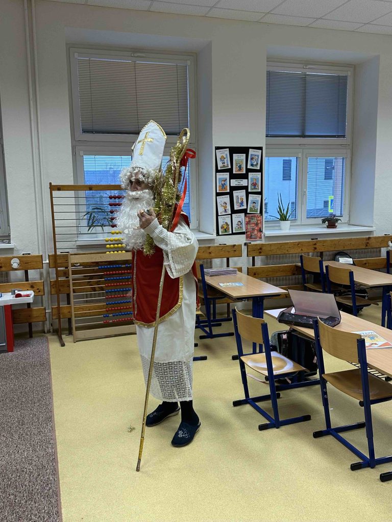 Návštěva Mikuláše, čerta a anděla ve škole